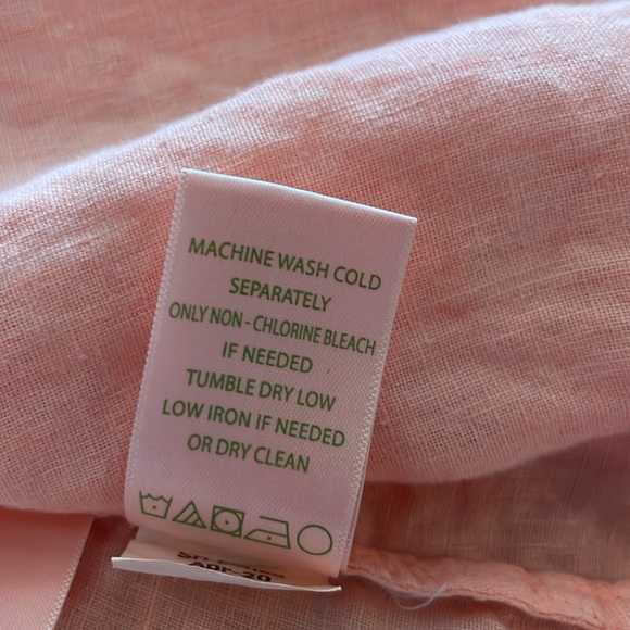 Lilly Pulitzer Sea View Linen Button Down in Cantaloupe, Size XS - Picture 5 of 7